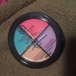 Aesthetica color correction palette nwot